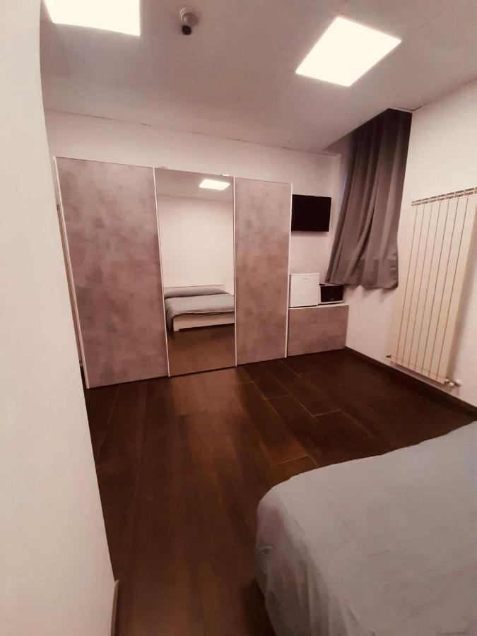 Maura'S B&B Gallarate Kültér fotó